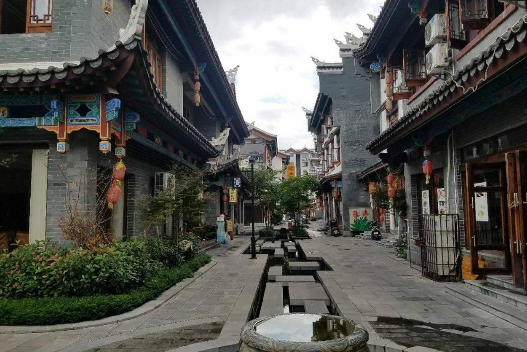 18岁了还没有恋爱，怎么办游戏画面